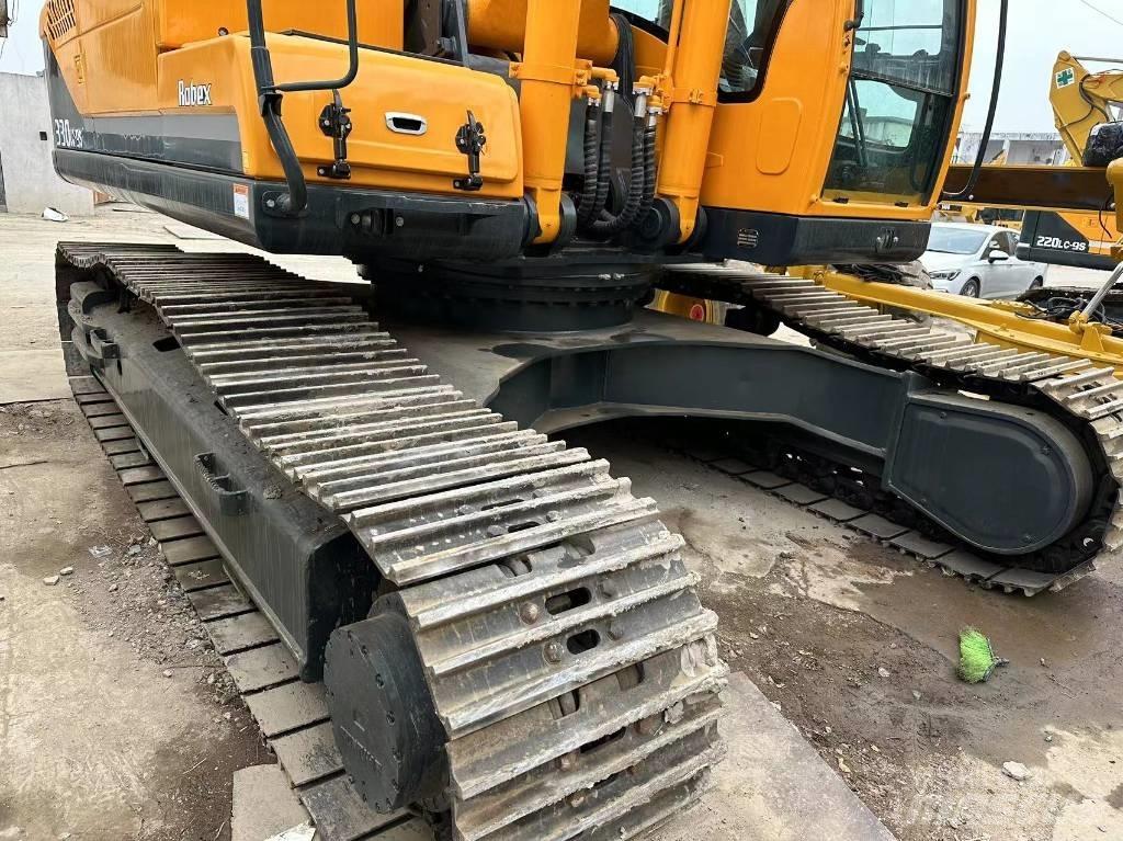 Hyundai 330LC-9T Excavadoras de cadenas