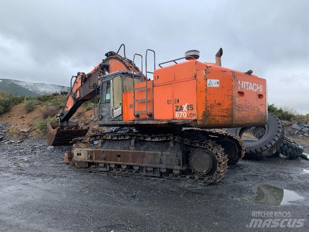 Hitachi 670 LCH-3 Excavadoras de cadenas