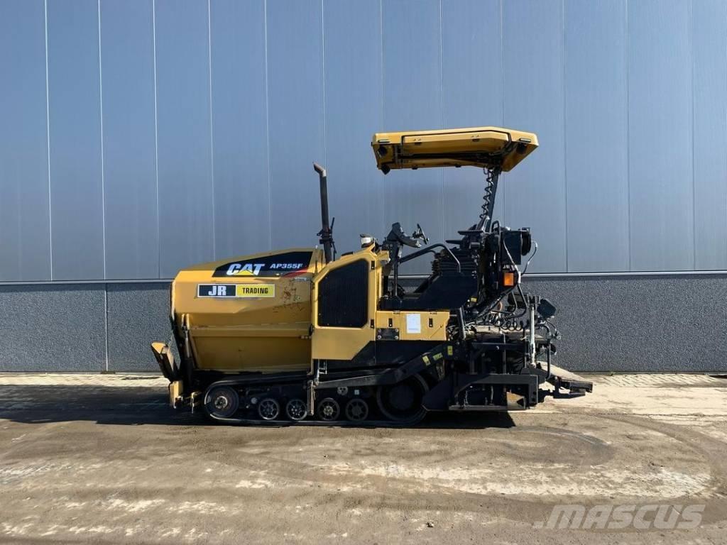 CAT AP355F Asfaltadoras