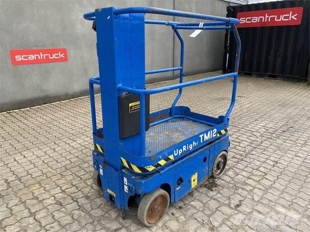 Snorkel TM12 Vertical mast lifts