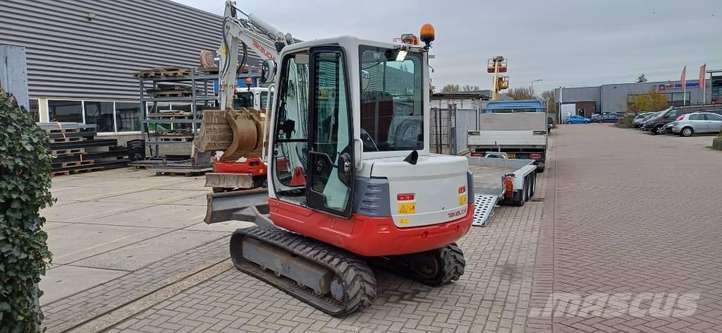 Takeuchi TB 235 CR Mini excavadoras < 7t