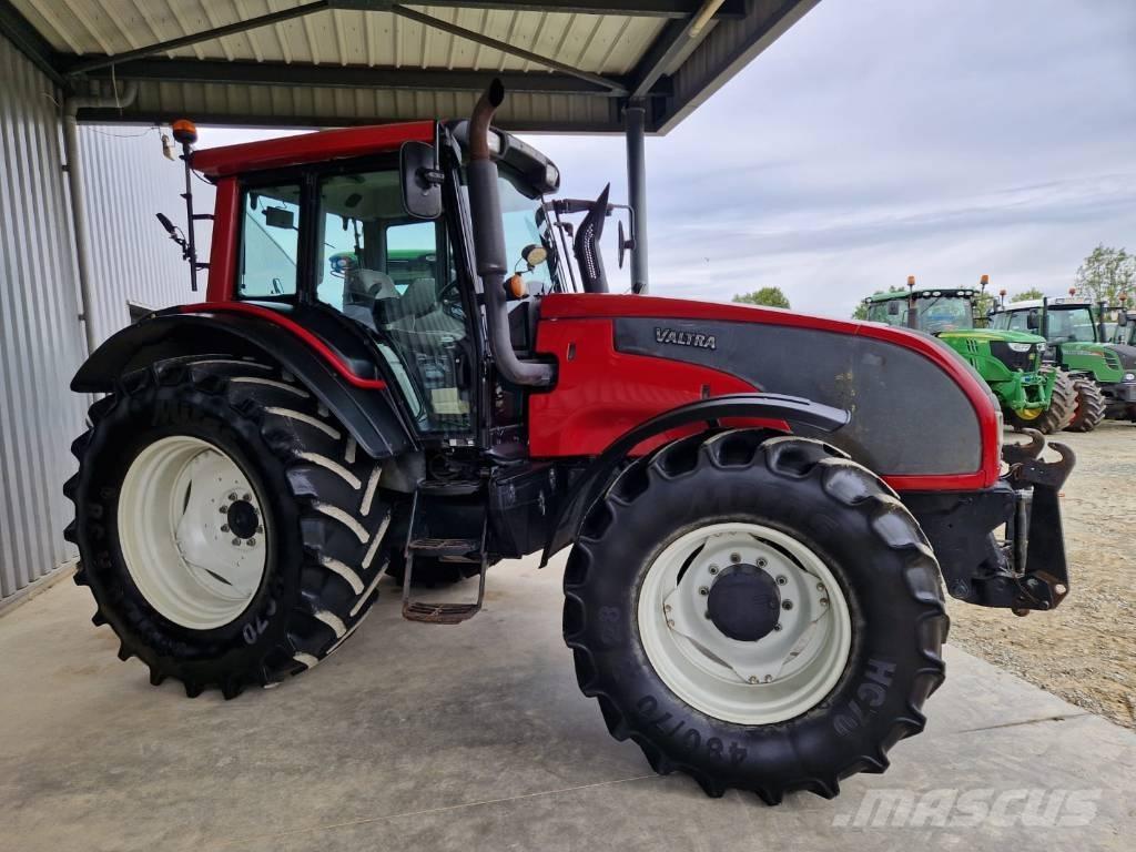 Valtra T 171 Tractores