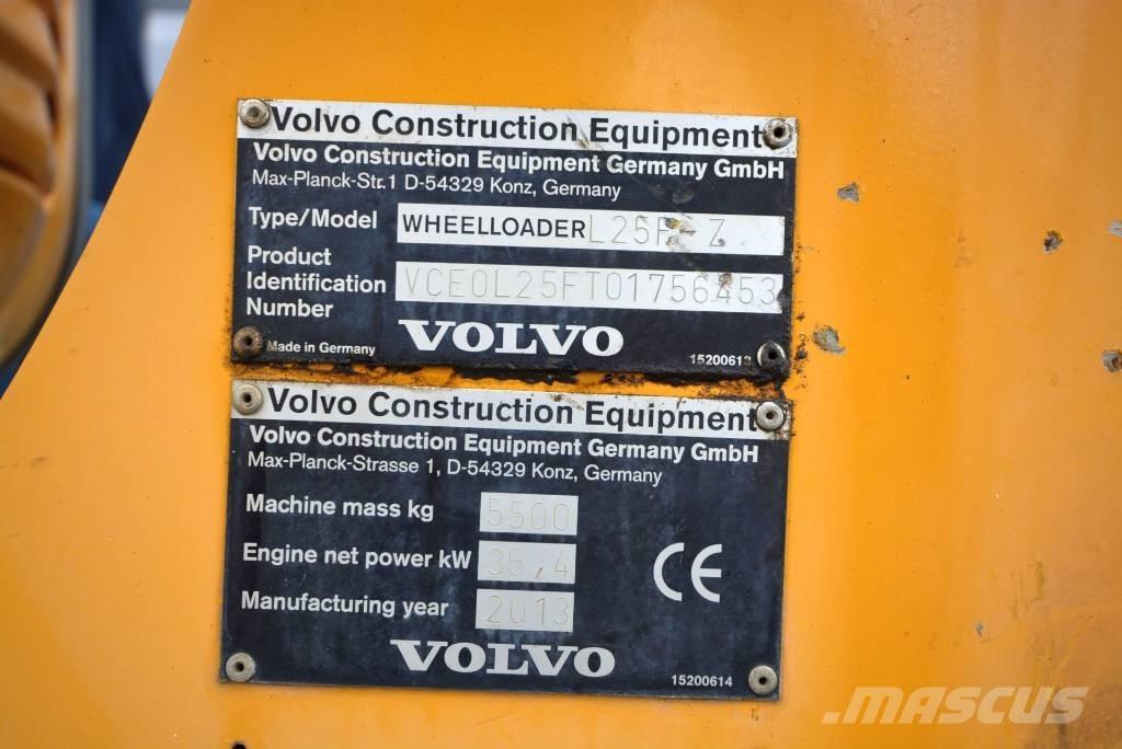 Volvo L 25 F Z Cargadoras sobre ruedas