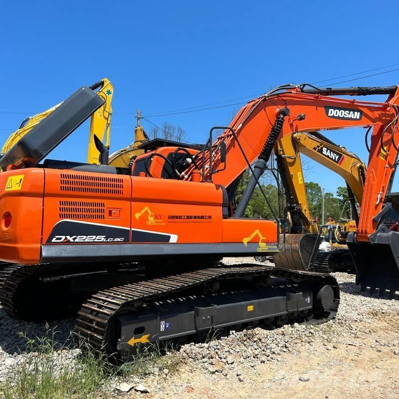 Doosan DX225-9C Excavadoras de cadenas
