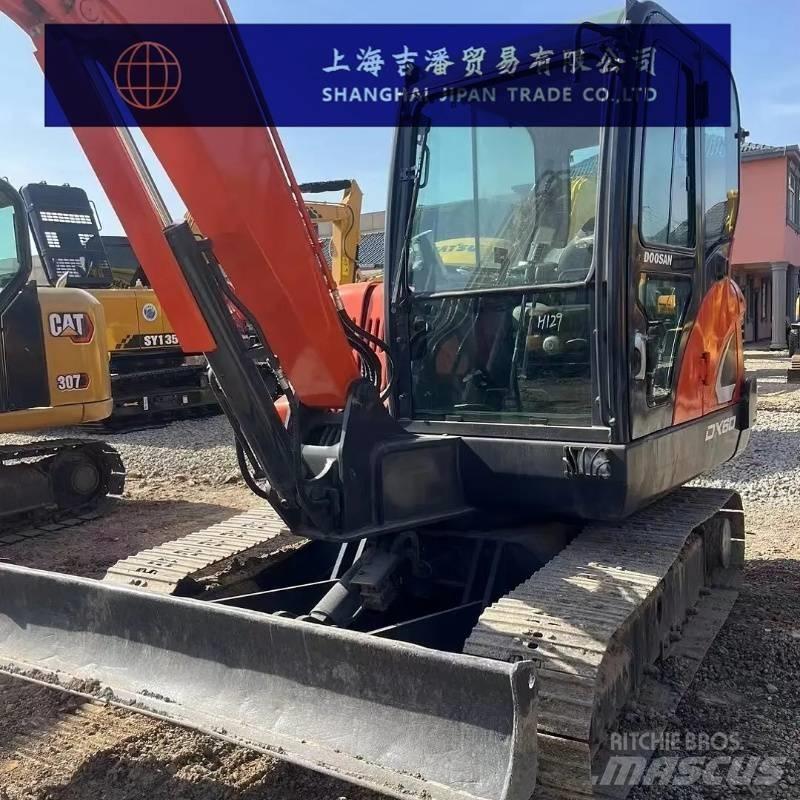 Doosan DX 60 Excavadoras de cadenas