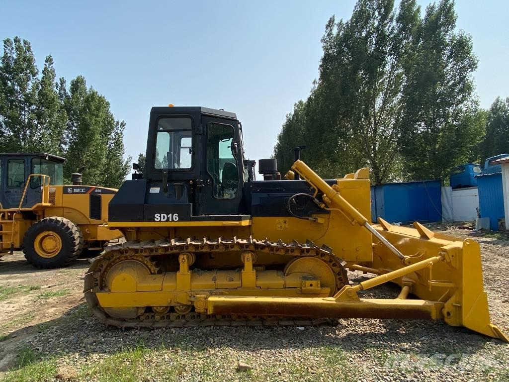 Shantui SD 16 Buldozer sobre oruga