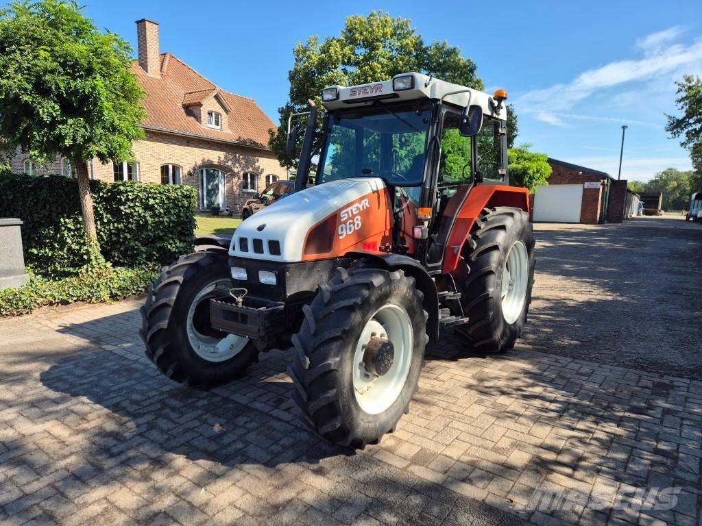 Steyr 968 Tractores