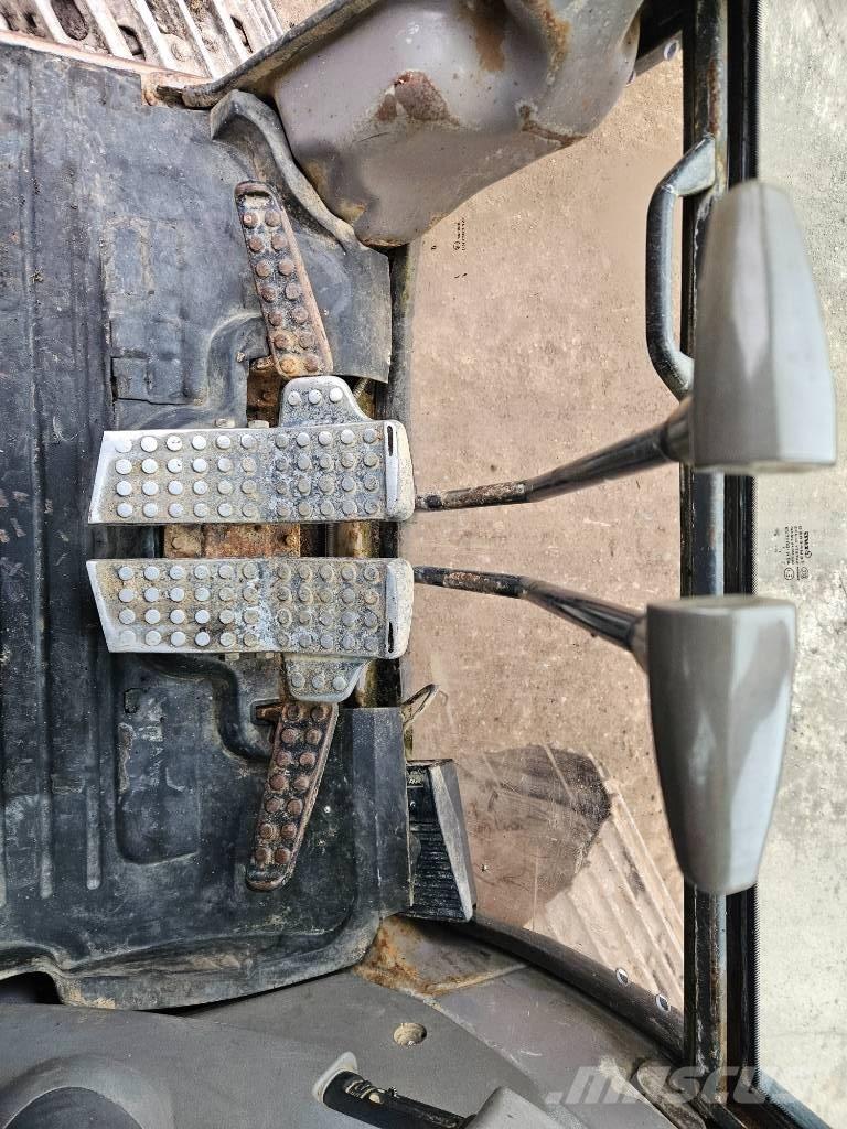 Hitachi ZX 200 LC Excavadoras de cadenas