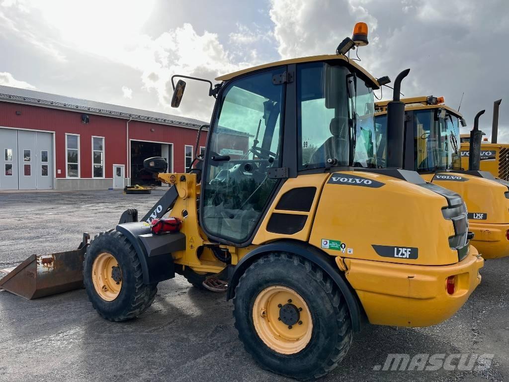 Volvo L 25 F Cargadoras sobre ruedas