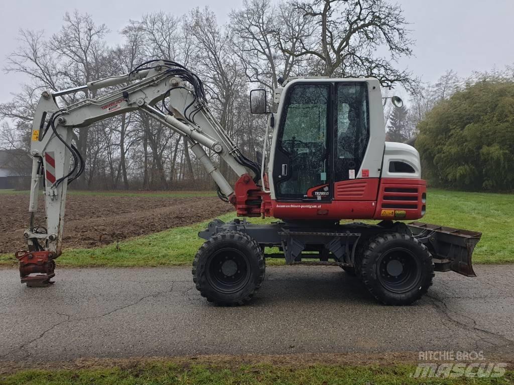 Takeuchi TB 295 W Excavadoras de ruedas