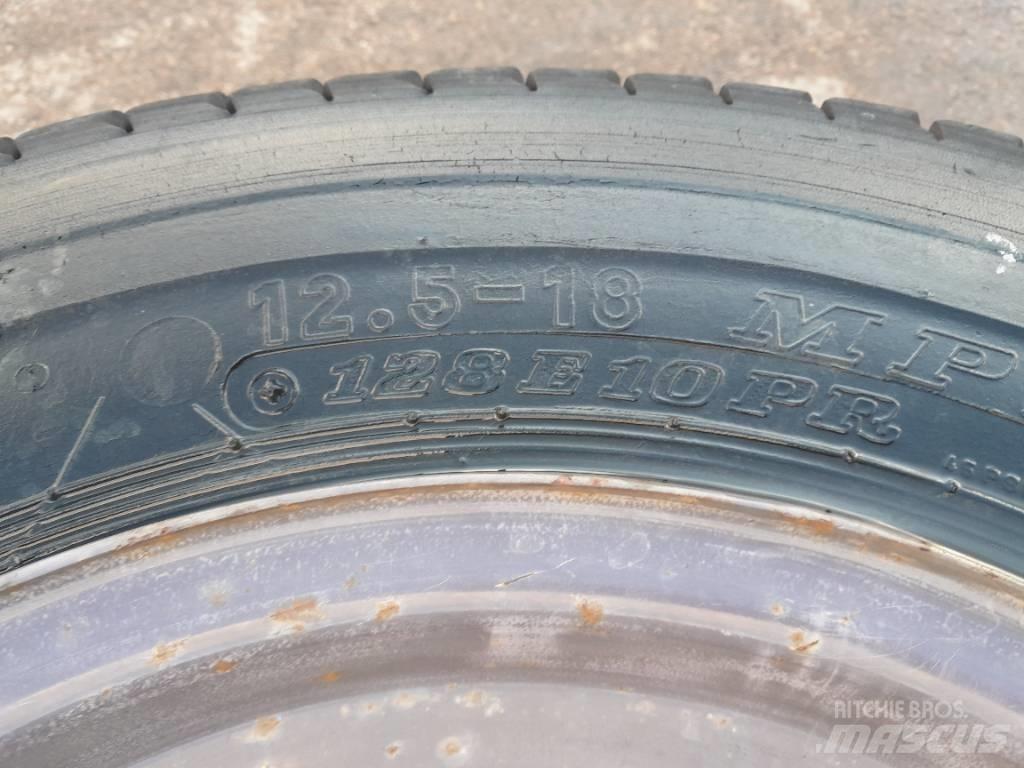 Dunlop 12,5-18 Hjul Neumáticos, ruedas y llantas