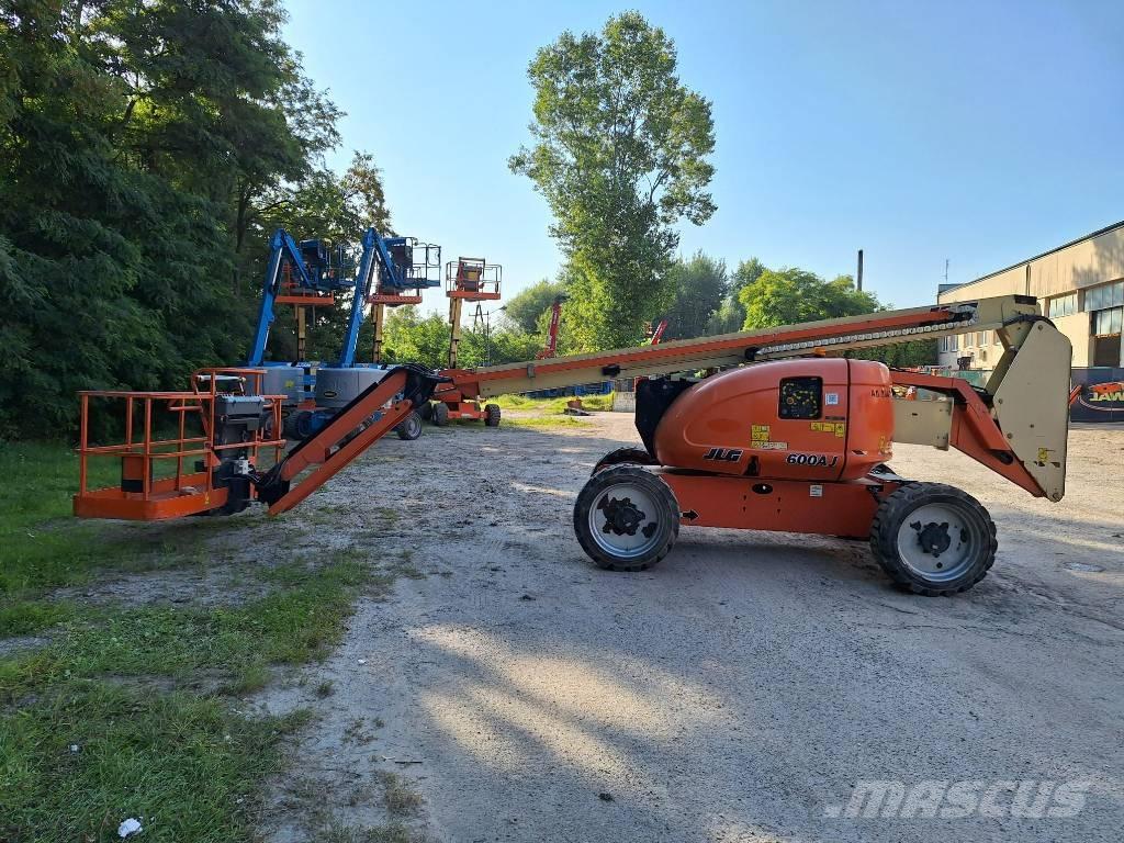 JLG 600AJ Plataforma de trabajo articulada