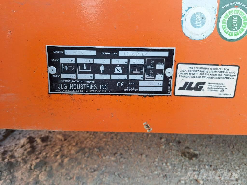 JLG 600AJ Plataforma de trabajo articulada