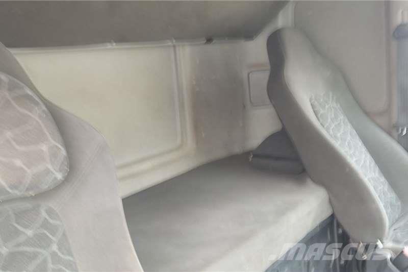 Daewoo KL3TX Otros camiones