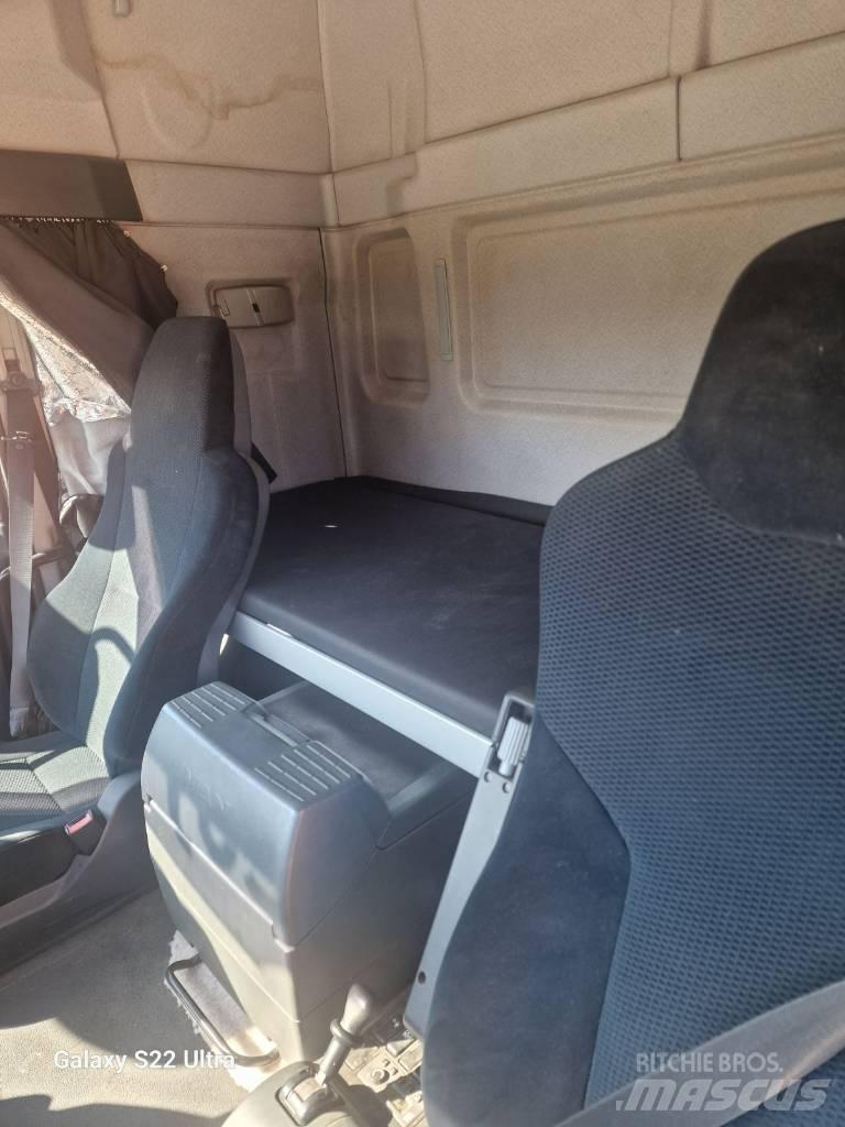 MAN TGL 12.250 Camiones plataforma