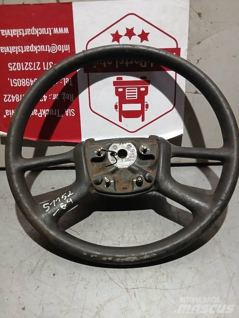 Scania R 440    1327026 Cabinas e interior
