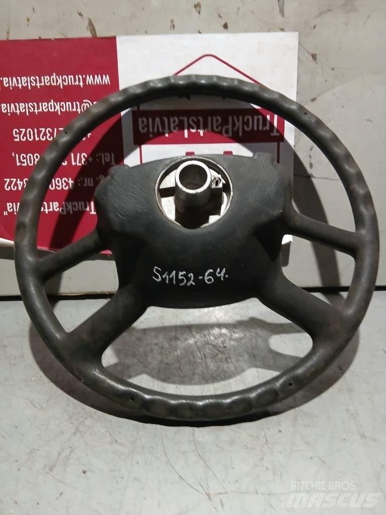Scania R 440    1327026 Cabinas e interior
