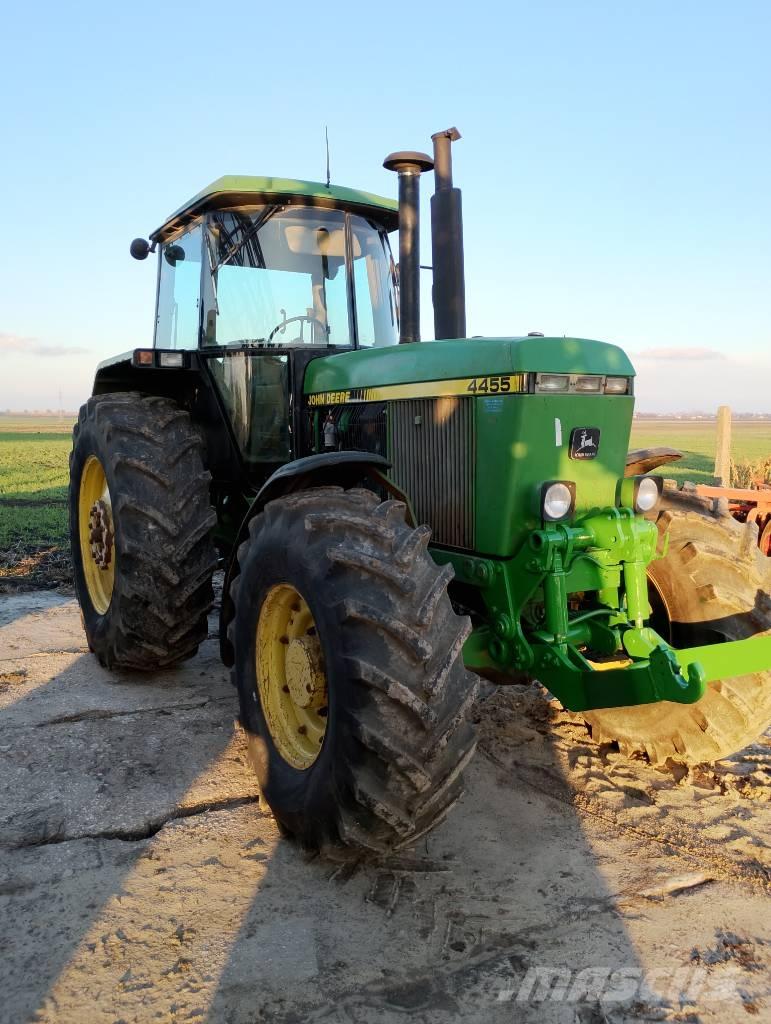John Deere 4455 Tractores