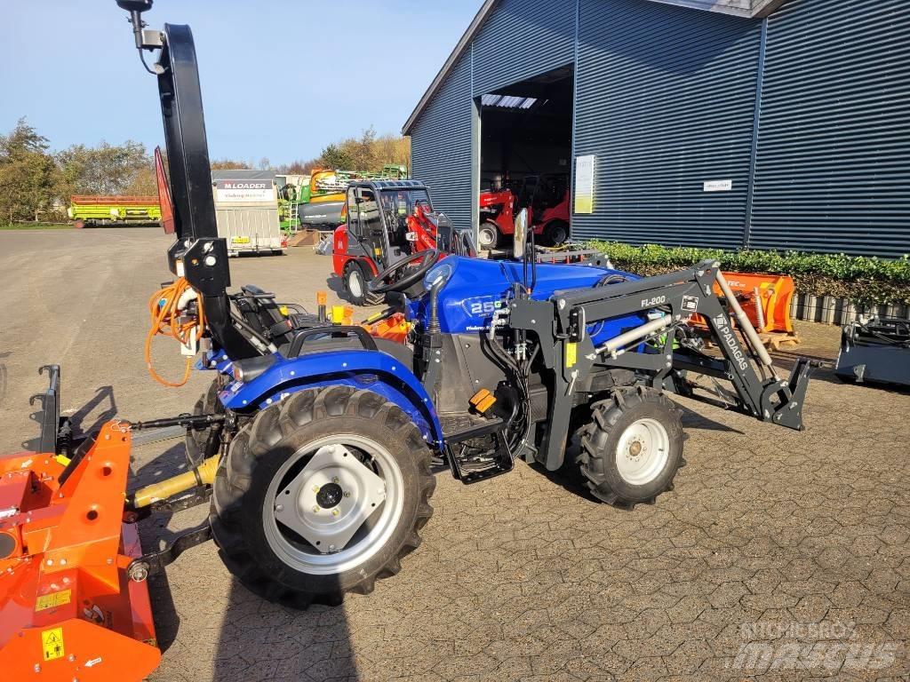Farmtrac 25 G HST Tractores compactos