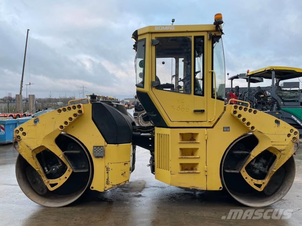 Bomag BW 161 AD-4 Rodillos de doble tambor