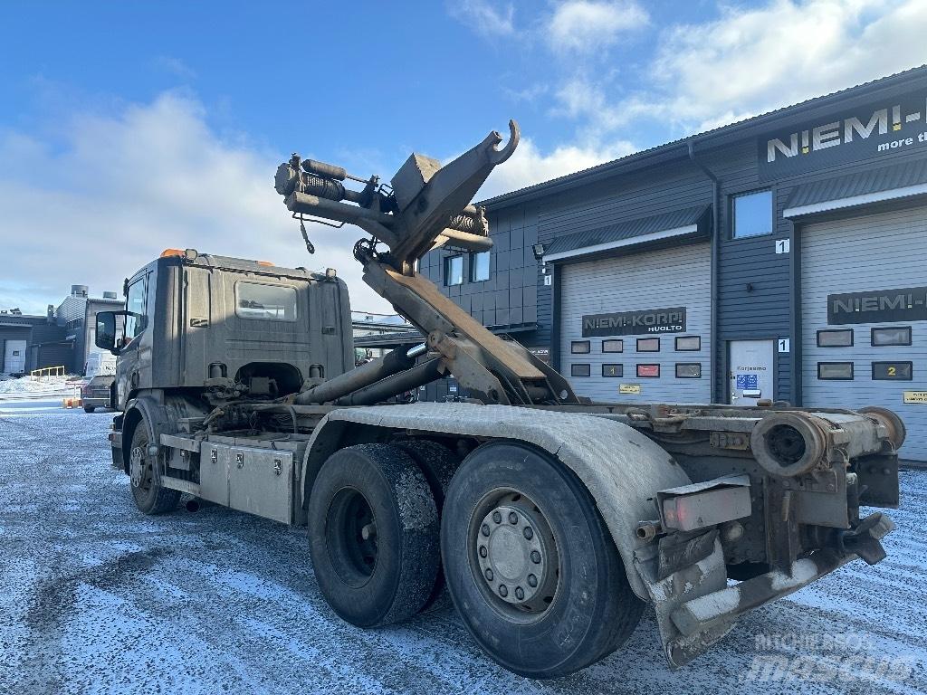 Scania P420 6x2*4 Camiones polibrazo