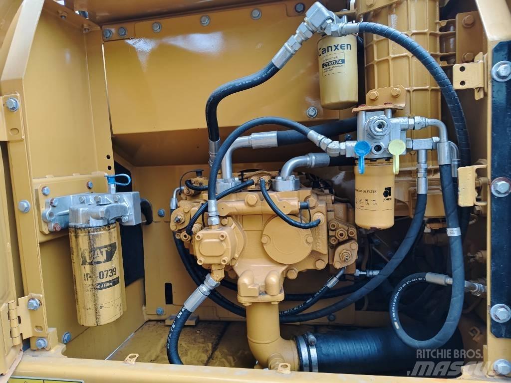 CAT 320 D2 Excavadoras de cadenas