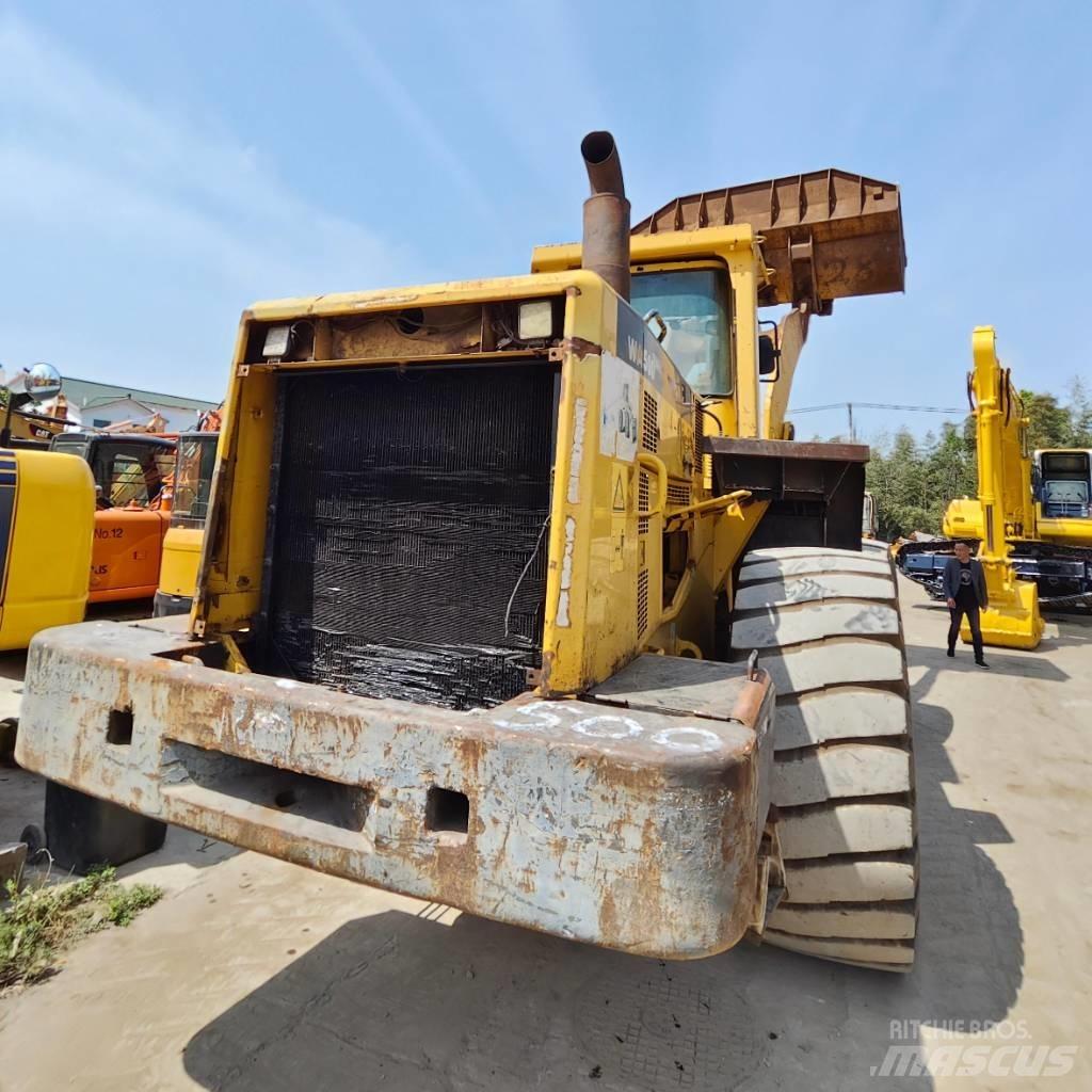 Komatsu WA 500-3 Cargadoras sobre ruedas