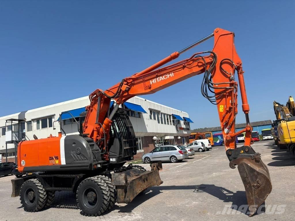 Hitachi ZX 170 W-3 Excavadoras de ruedas
