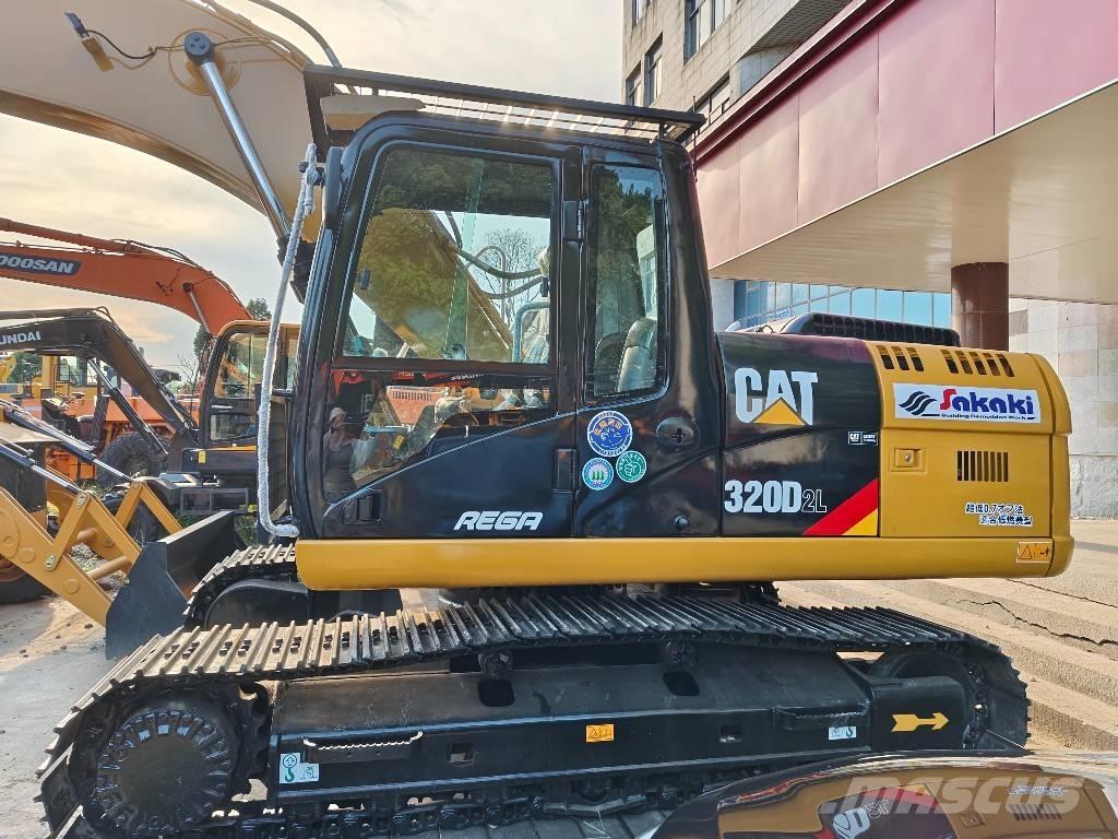 CAT 320 D2 L Excavadoras de cadenas