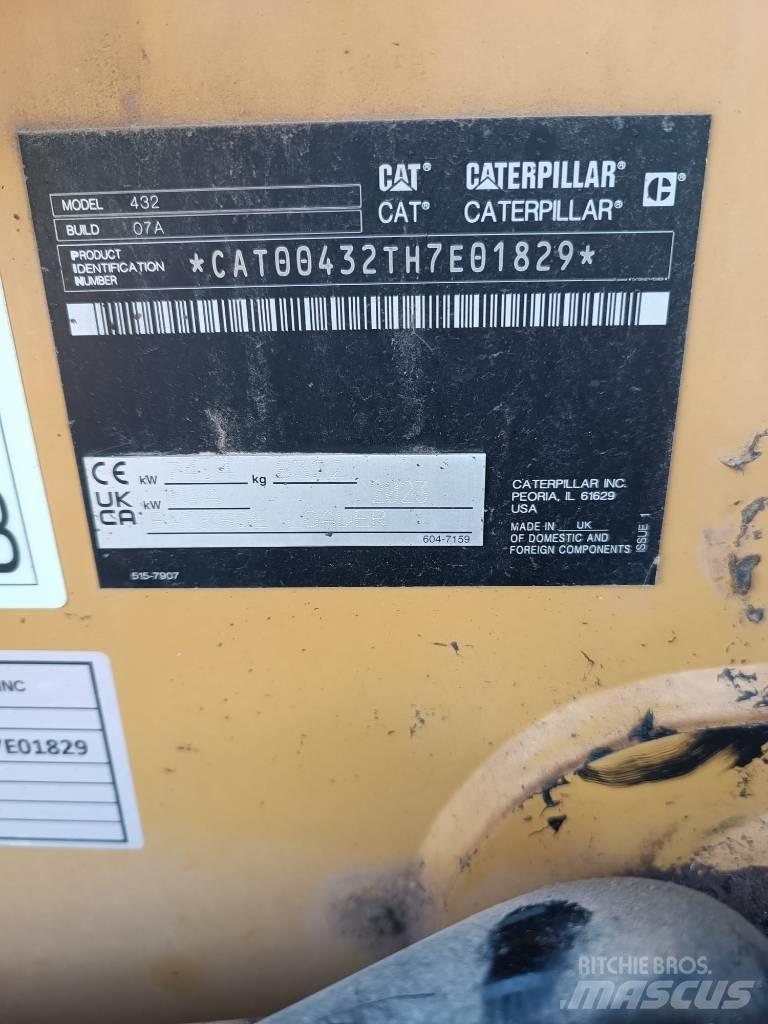 CAT 432 F Retrocargadoras