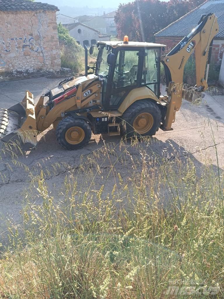CAT 432 F Retrocargadoras