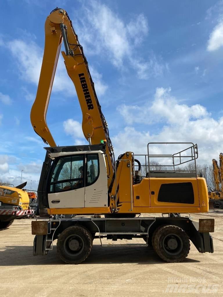 Liebherr LH 30 M Excavadoras de manutención