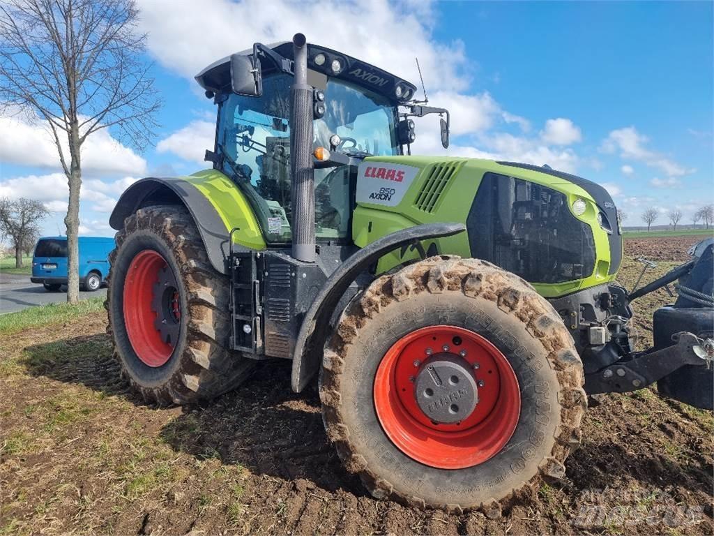 CLAAS Axion 850 Tractores