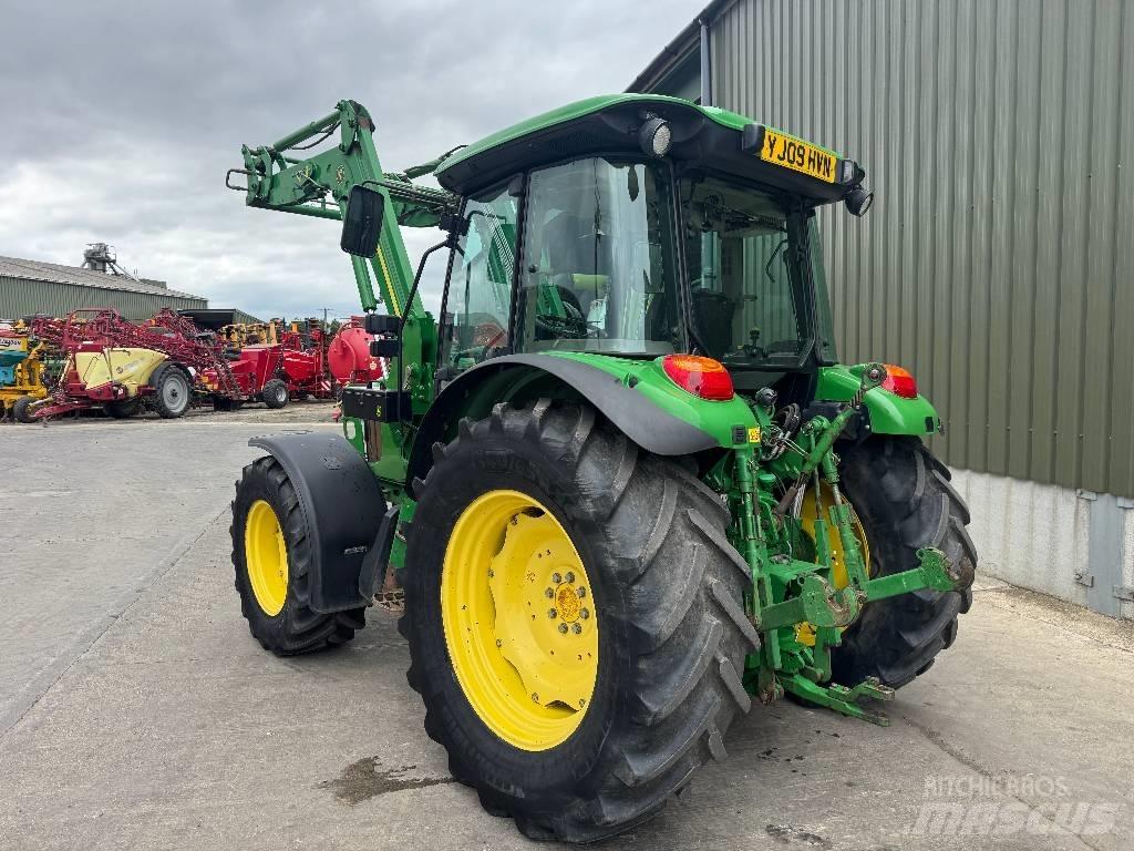 John Deere 5100 R Tractores