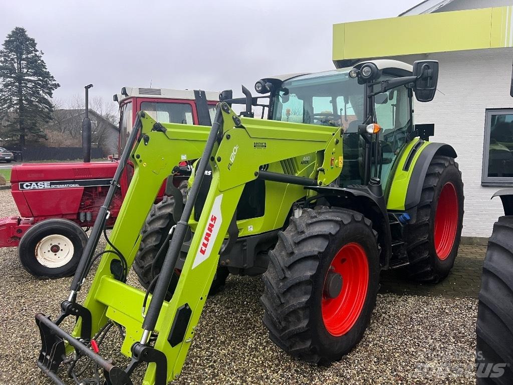 CLAAS Arion 440 CIS Tractores