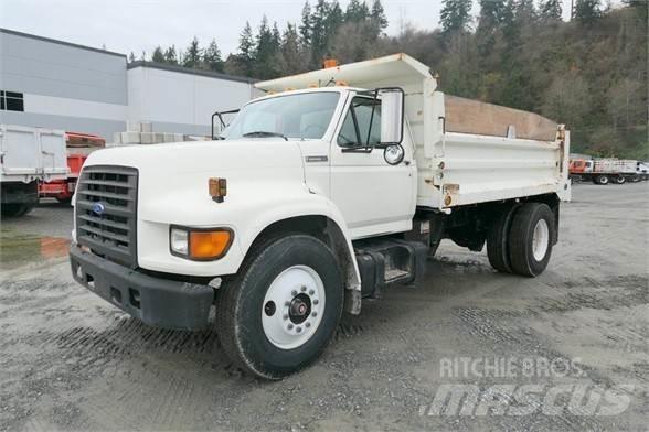 Ford F800 Camiones bañeras basculantes o volquetes
