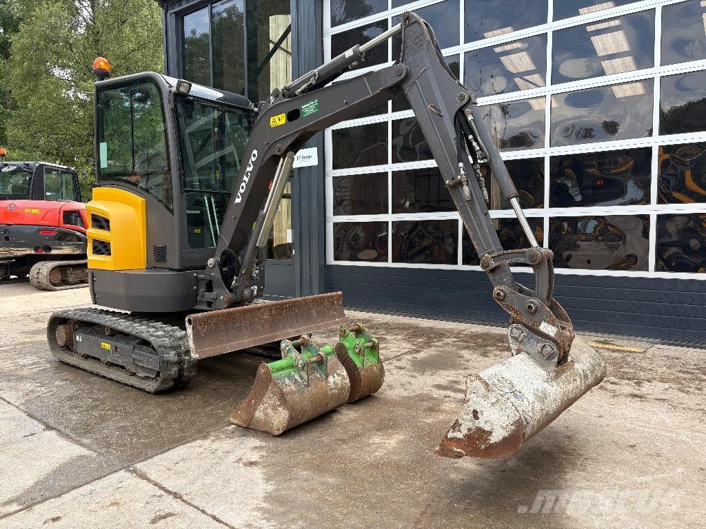 Volvo ECR 25 D Mini excavadoras < 7t