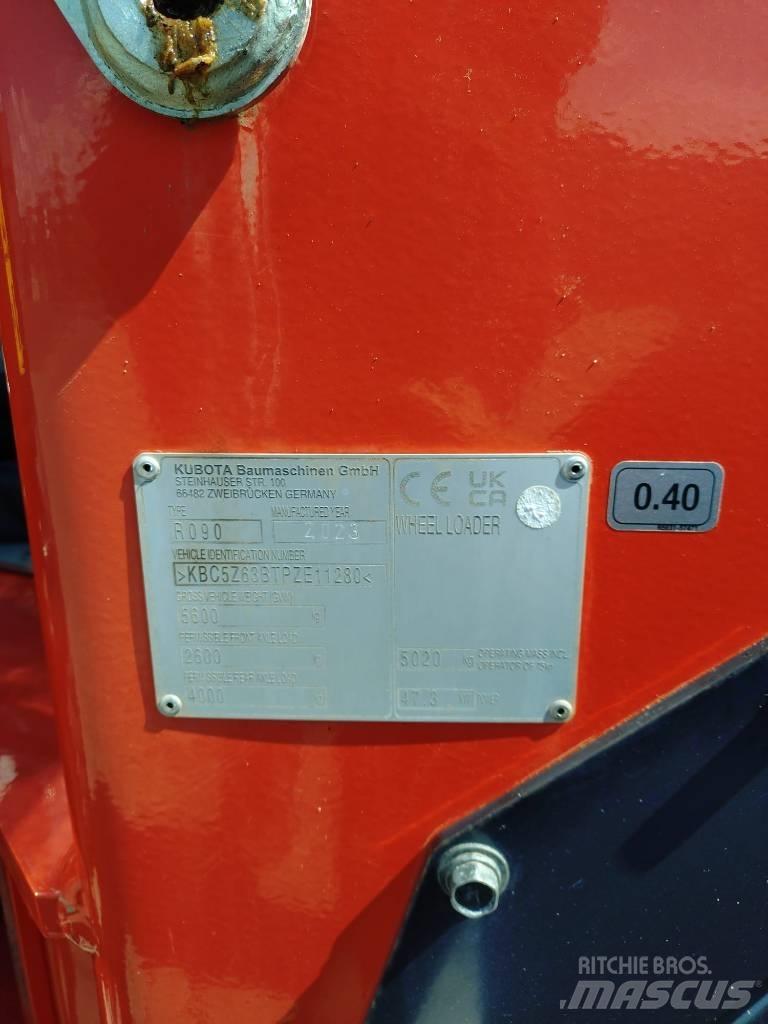 Kubota R 090 Cargadoras sobre ruedas