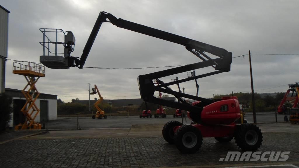 Manitou 200 ATJ Plataforma de trabajo articulada