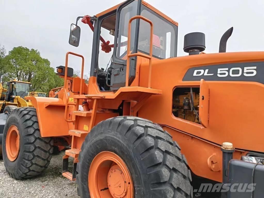 Doosan DL505 Cargadoras sobre ruedas