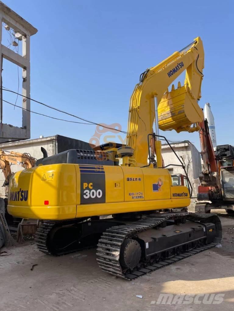 Komatsu PC 300 Excavadoras de cadenas
