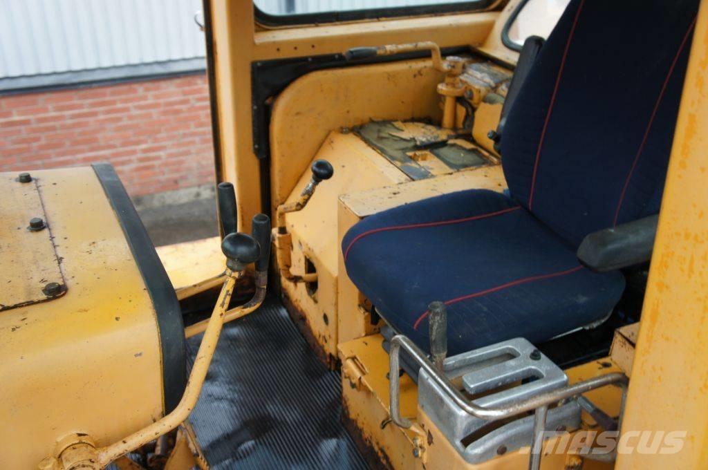 Komatsu D 155 A-1 Buldozer sobre oruga