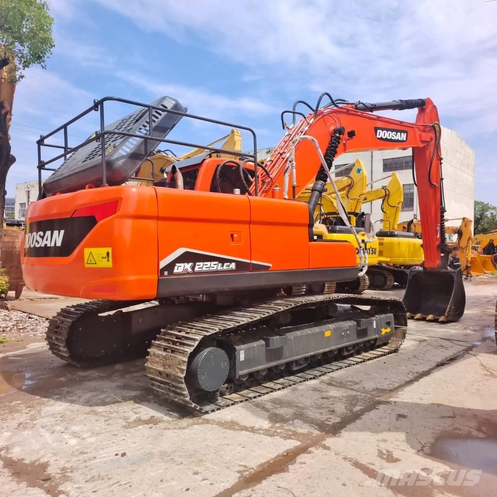Doosan DX 225 LC-9C Excavadoras de cadenas