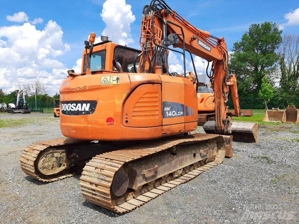 Doosan DX 140 LCR-3 Excavadoras de cadenas