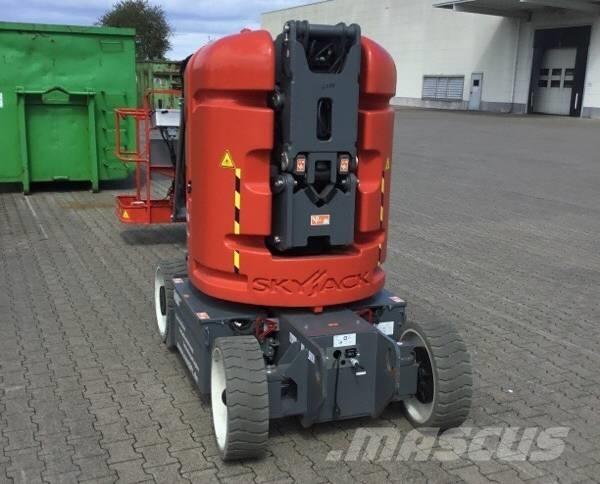 SkyJack SJ 30 ARJE Plataforma de trabajo articulada