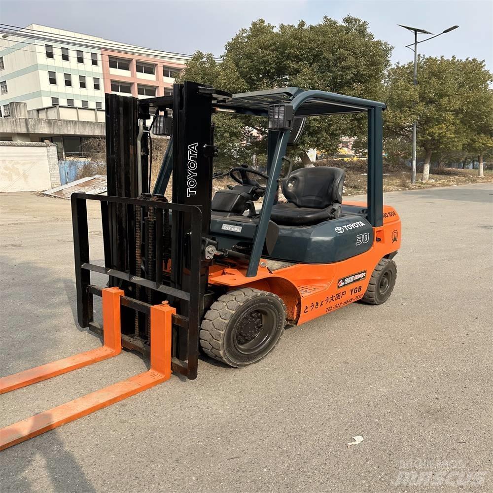 Toyota 02-7 FD F 30 Carretillas diesel