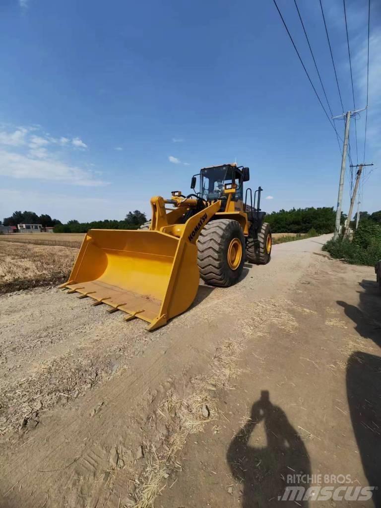 Komatsu WA 470-3 Cargadoras sobre ruedas