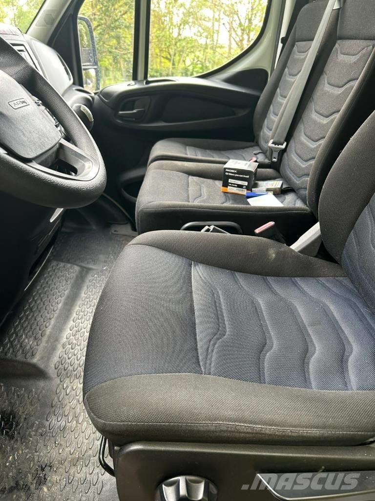 Iveco Daily 35C16 Furgonetas de caja cerrada