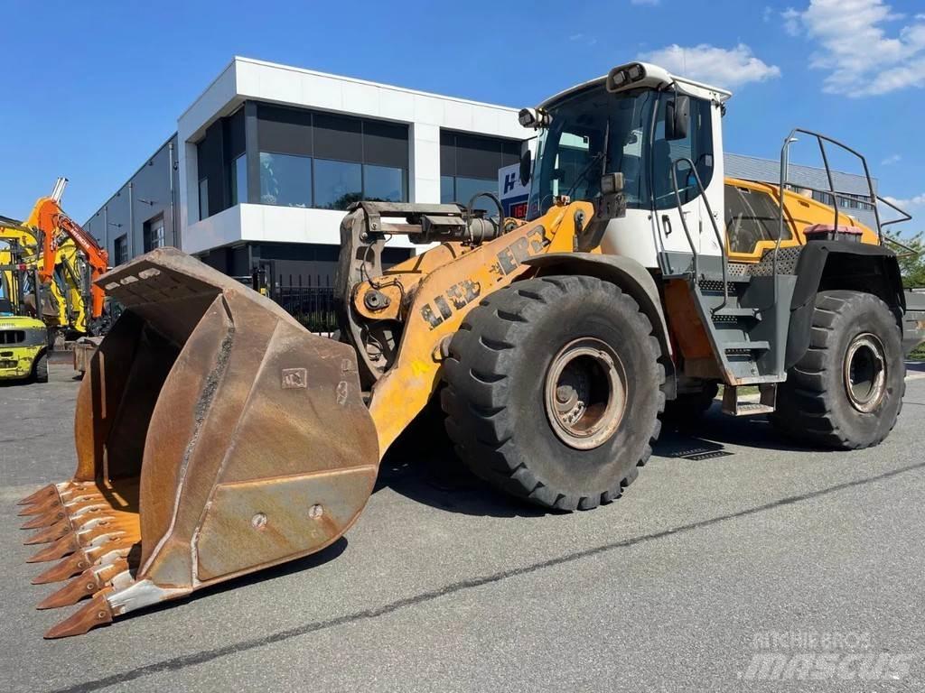 Liebherr L566 | A/C Cargadoras sobre ruedas