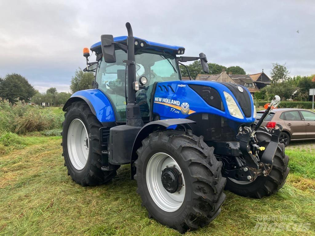 New Holland T7.225 Tractores